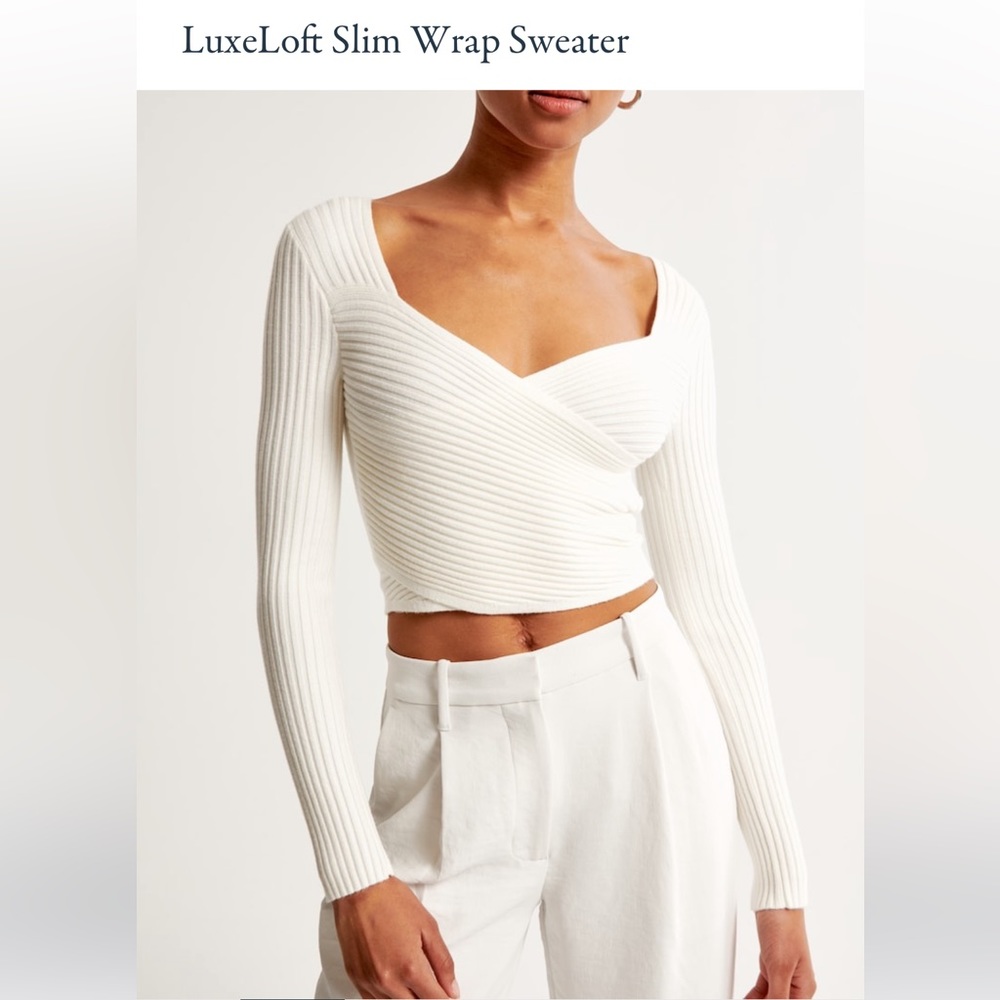 Abercrombie LuxeLoft Slim Wrap Sweater | White | Size Medium
